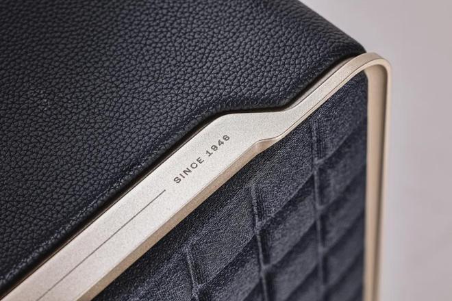 AUTHENTICS 500与 SPINNER BT套装m6米乐app感受JBL的声学艺术和设计美学——JBL(图4)