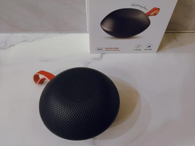 箱评测：超高性价比便捷音质兼备m6米乐app西圣便携蓝牙音(图6)